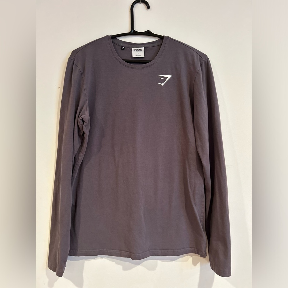 Men’s gray long sleeve t-shirt slim fit size small